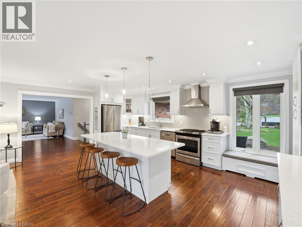 30 CARL Crescent, Waterdown, Ontario, L8B0G5 — Photo 12