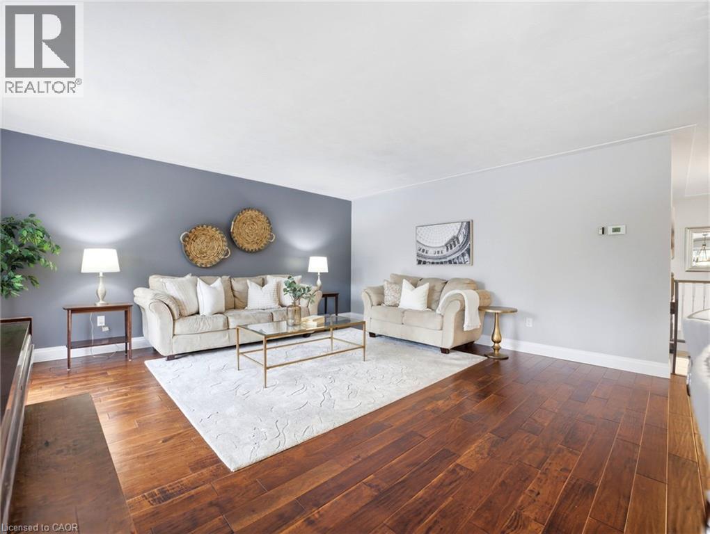 30 CARL Crescent, Waterdown, Ontario, L8B0G5 — Photo 18