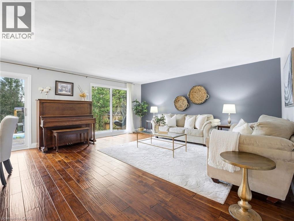 30 CARL Crescent, Waterdown, Ontario, L8B0G5 — Photo 21