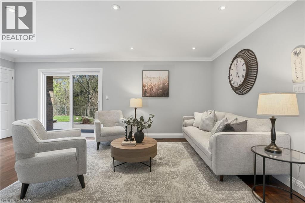 30 CARL Crescent, Waterdown, Ontario, L8B0G5 — Photo 22