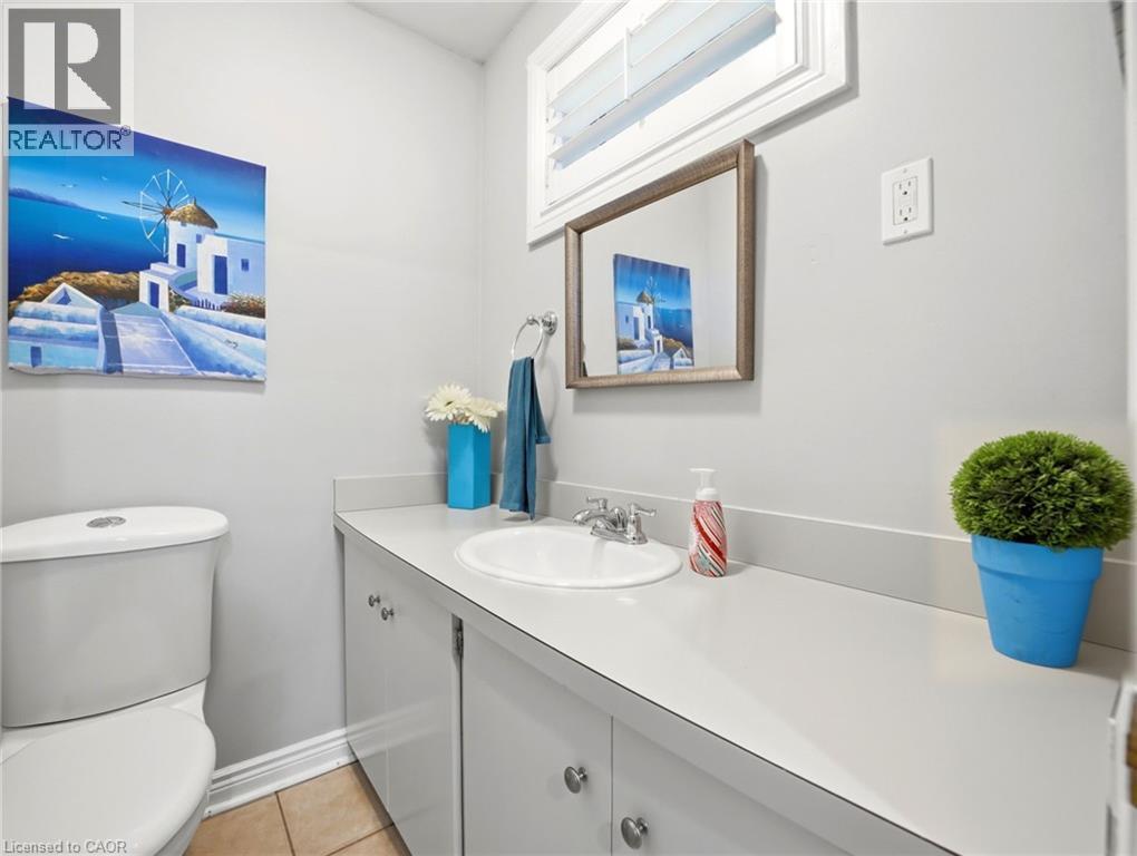 30 CARL Crescent, Waterdown, Ontario, L8B0G5 — Photo 24