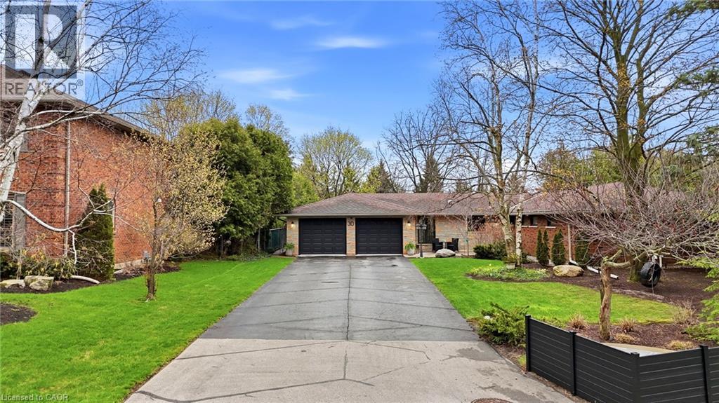 30 CARL Crescent, Waterdown, Ontario, L8B0G5 — Photo 40