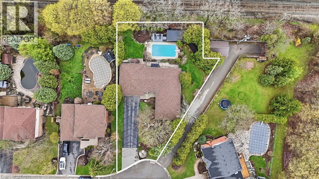 30 CARL Crescent, Waterdown, Ontario, L8B0G5 — Photo 45