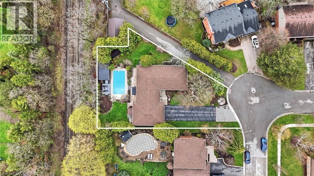 30 CARL Crescent, Waterdown, Ontario, L8B0G5 — Photo 46