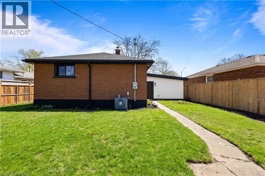 48 LINDEN Avenue, Brantford, Ontario, N3S7E5 — Photo 33