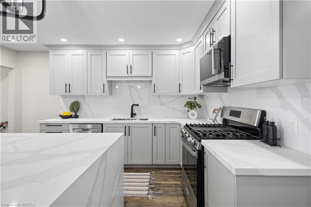 48 LINDEN Avenue, Brantford, Ontario, N3S7E5 — Photo 9
