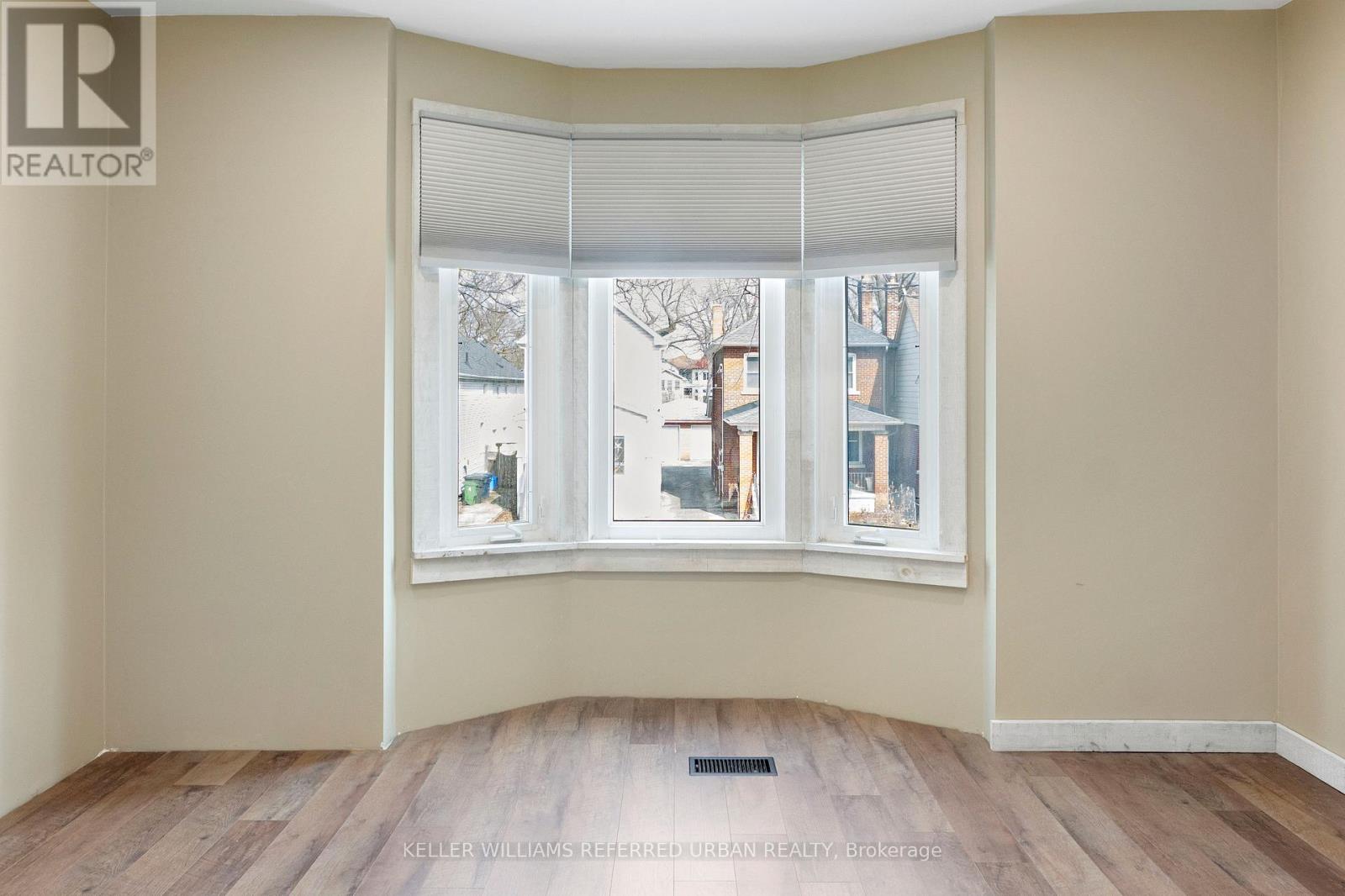 8 WOODLEE ROAD, Toronto (East End-Danforth), Ontario, M4E2R1 — Photo 16