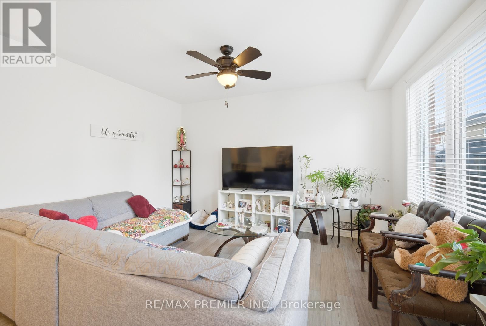 931 PENSON CRESCENT, Milton (CO Coates), Ontario, L9T8Z7 — Photo 11