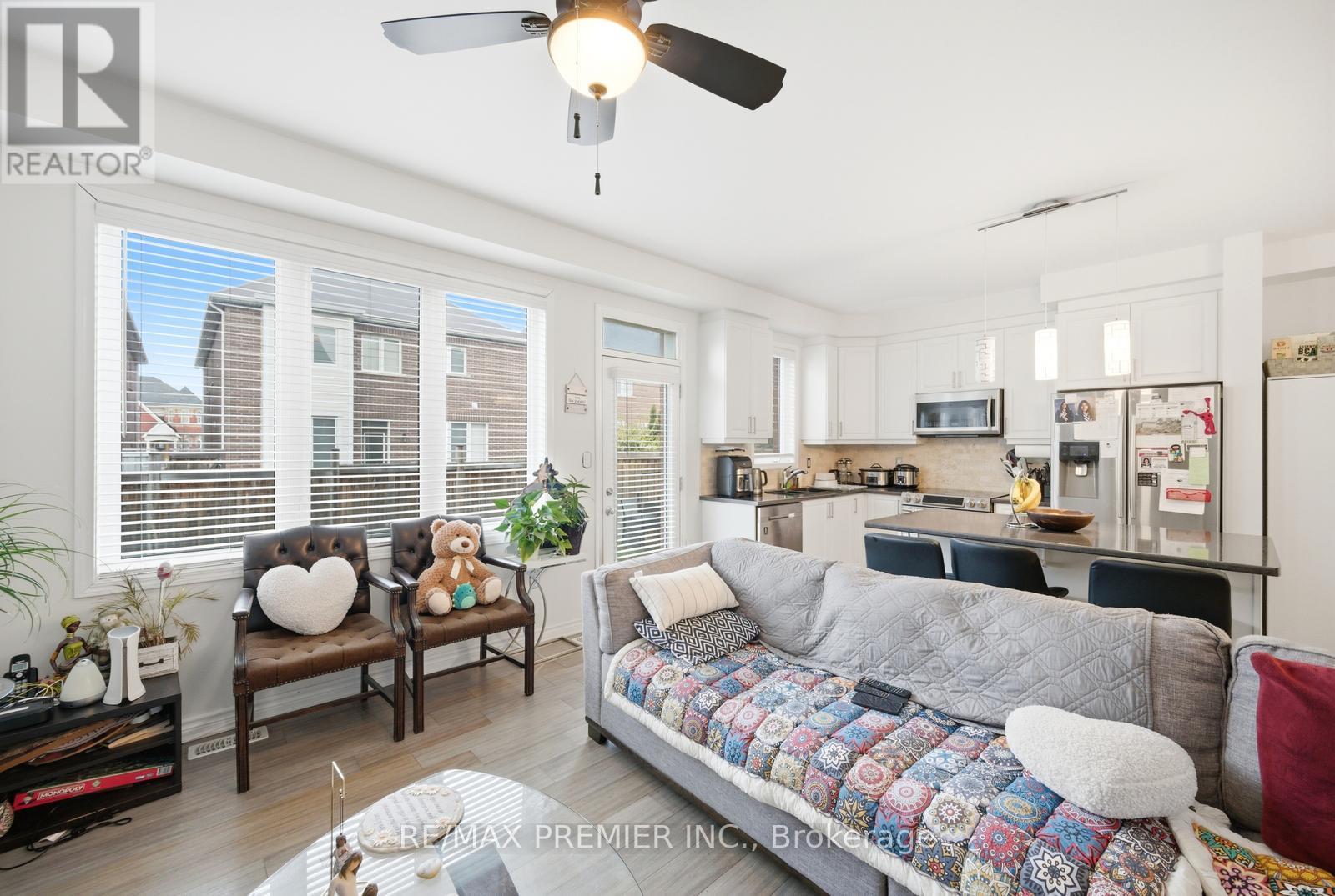 931 PENSON CRESCENT, Milton (CO Coates), Ontario, L9T8Z7 — Photo 12