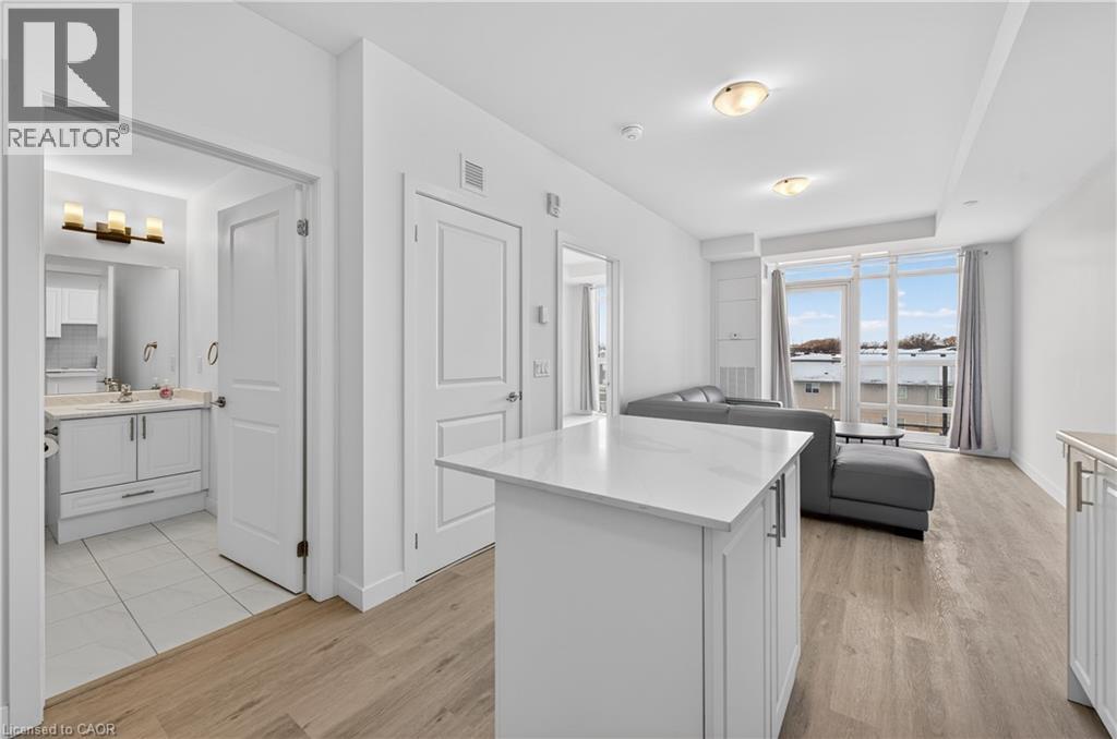 461 GREEN Road Unit# 305, Stoney Creek, Ontario, L8E0L5 — Photo 11