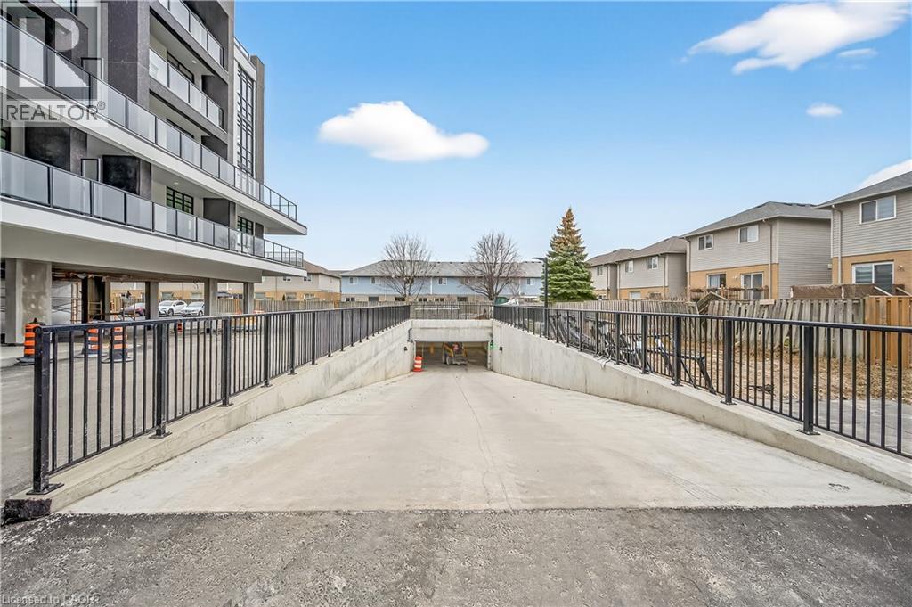 461 GREEN Road Unit# 305, Stoney Creek, Ontario, L8E0L5 — Photo 37
