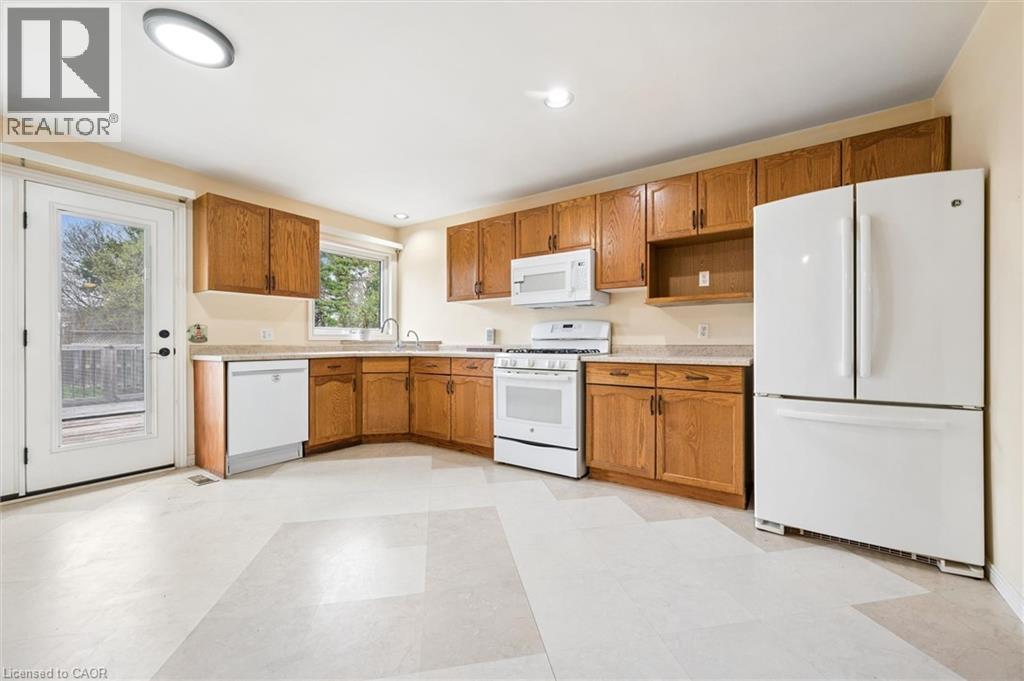576 THORNDALE Drive, Waterloo, Ontario, N2T2P9 — Photo 10