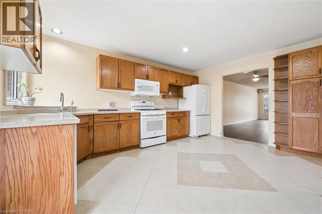 576 THORNDALE Drive, Waterloo, Ontario, N2T2P9 — Photo 11