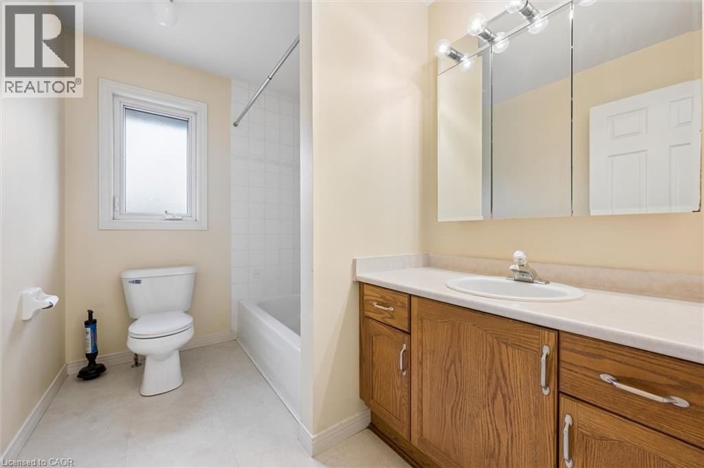 576 THORNDALE Drive, Waterloo, Ontario, N2T2P9 — Photo 16