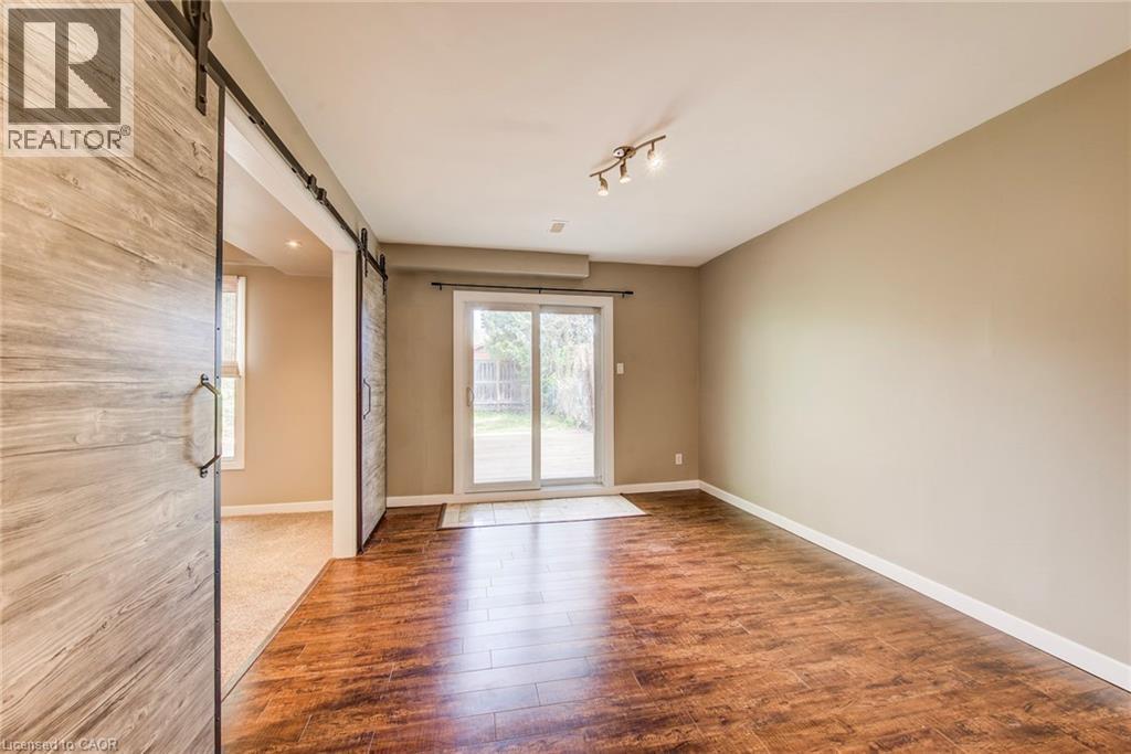 114 DALEGROVE Drive, Kitchener, Ontario, N2M2G5 — Photo 10