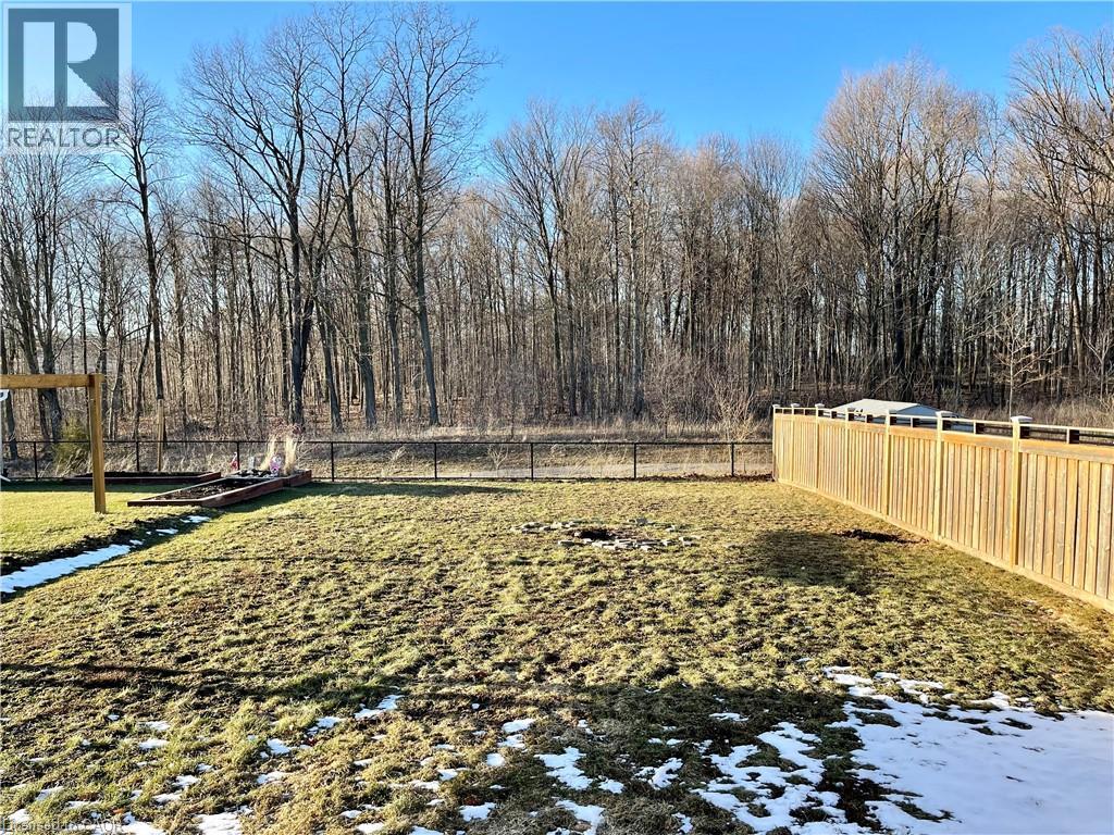 18 FOREST GROVE Lane Unit# Lower, Kitchener, Ontario, N2R0G3 — Photo 11