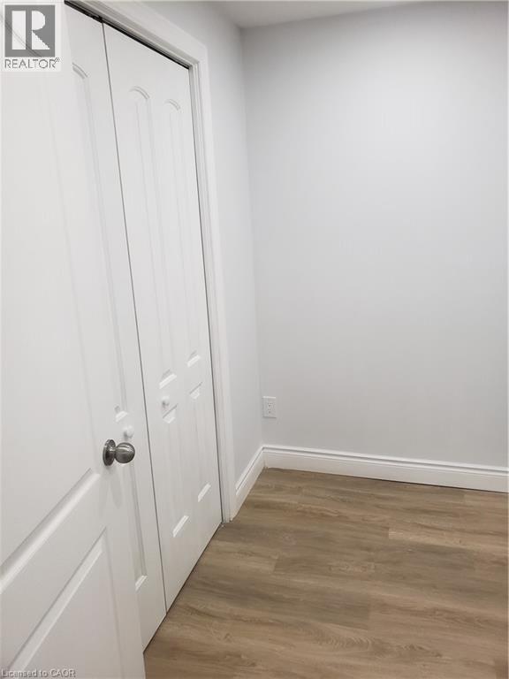 18 FOREST GROVE Lane Unit# Lower, Kitchener, Ontario, N2R0G3 — Photo 4