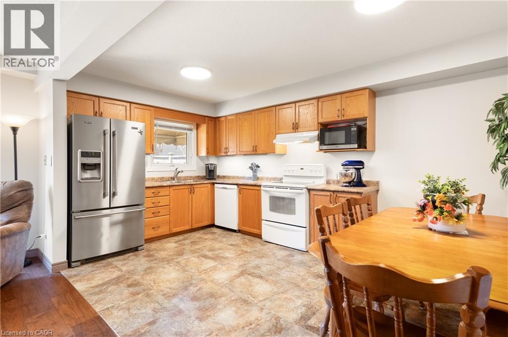 92 SNOWDROP Crescent, Kitchener, Ontario, N2E4G6 — Photo 11