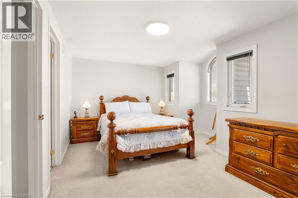 92 SNOWDROP Crescent, Kitchener, Ontario, N2E4G6 — Photo 26