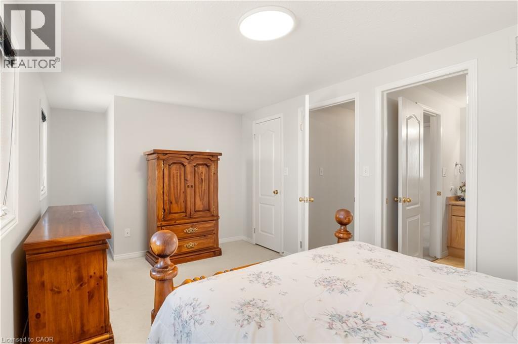 92 SNOWDROP Crescent, Kitchener, Ontario, N2E4G6 — Photo 29