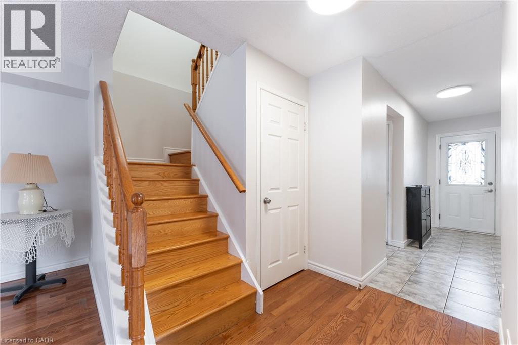58 NOVOCO Drive, Hamilton, Ontario, L9C7E8 — Photo 12