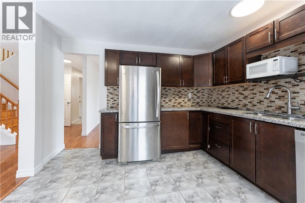 58 NOVOCO Drive, Hamilton, Ontario, L9C7E8 — Photo 17