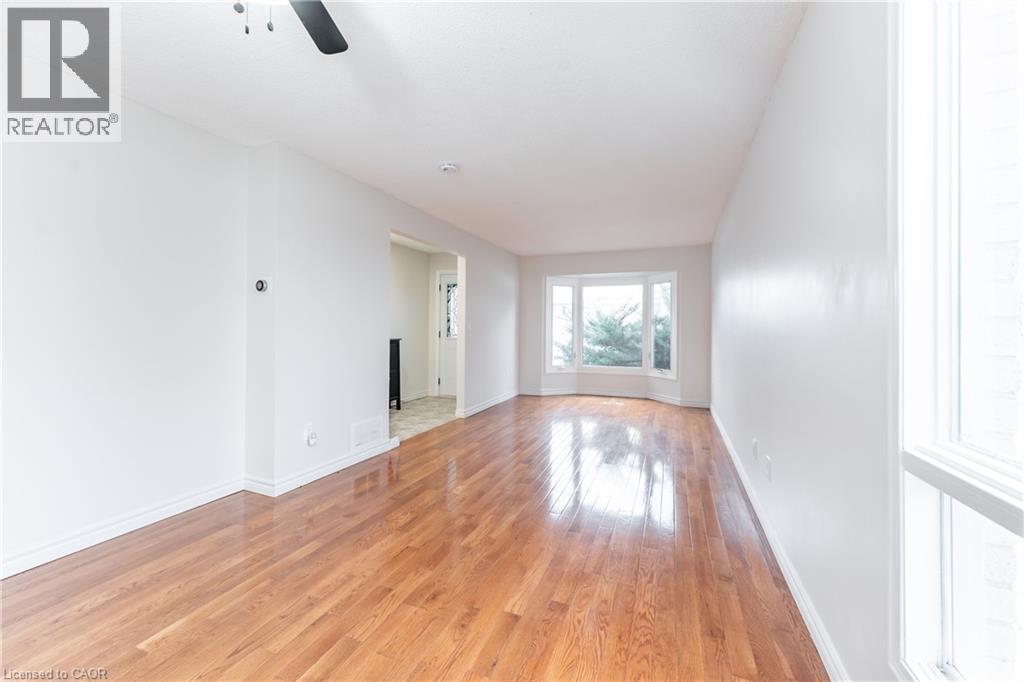 58 NOVOCO Drive, Hamilton, Ontario, L9C7E8 — Photo 5