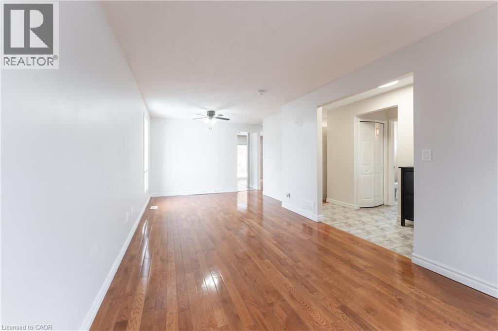 58 NOVOCO Drive, Hamilton, Ontario, L9C7E8 — Photo 7