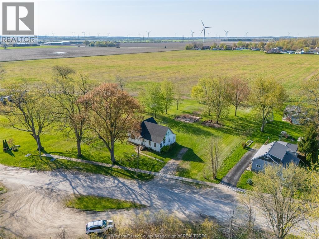 7045 Ford STREET, Comber, Ontario, N0P1J0 — Photo 3