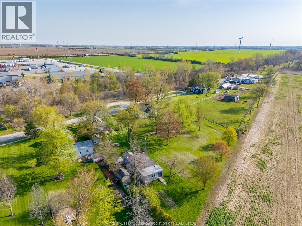 7045 Ford STREET, Comber, Ontario, N0P1J0 — Photo 4