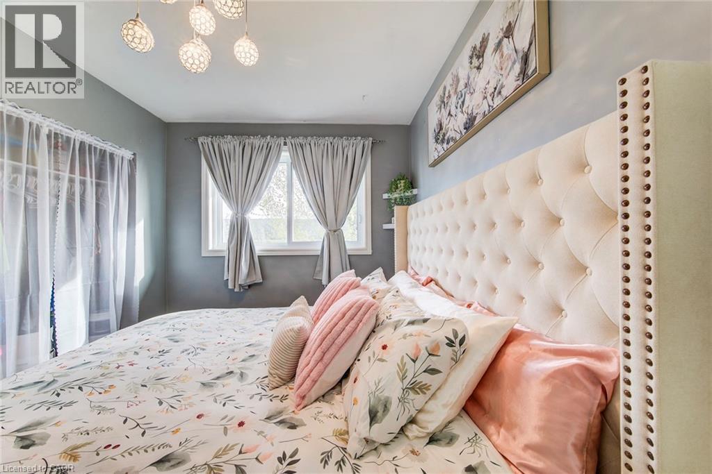 265 THALER Avenue, Kitchener, Ontario, N2A1R7 — Photo 25