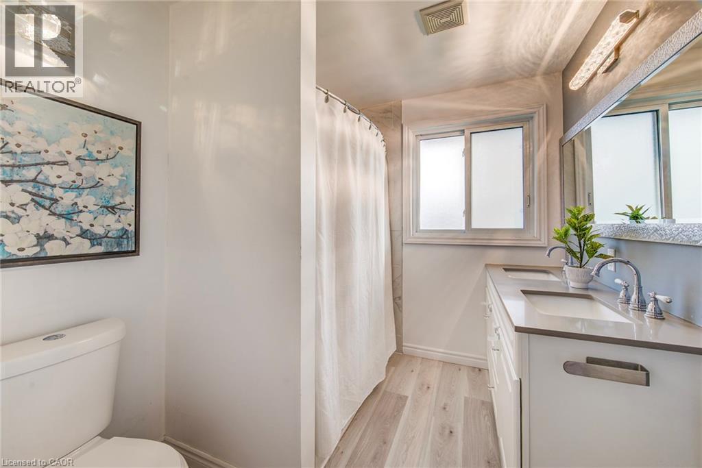 265 THALER Avenue, Kitchener, Ontario, N2A1R7 — Photo 26