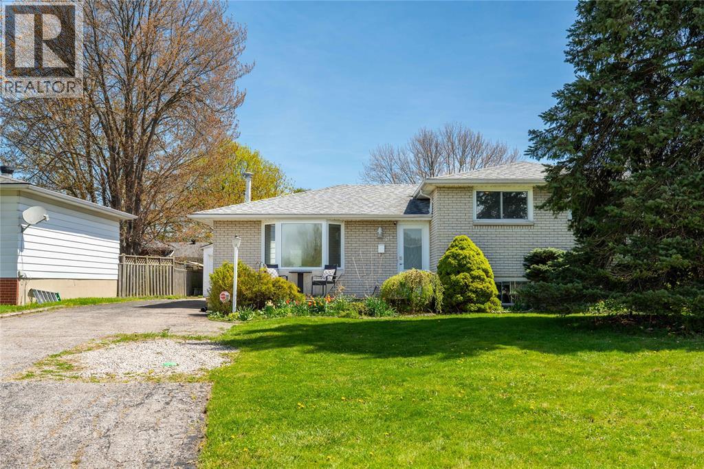 354 BENTINCK STREET, St Clair, Ontario, N0N1G0 — Photo 2