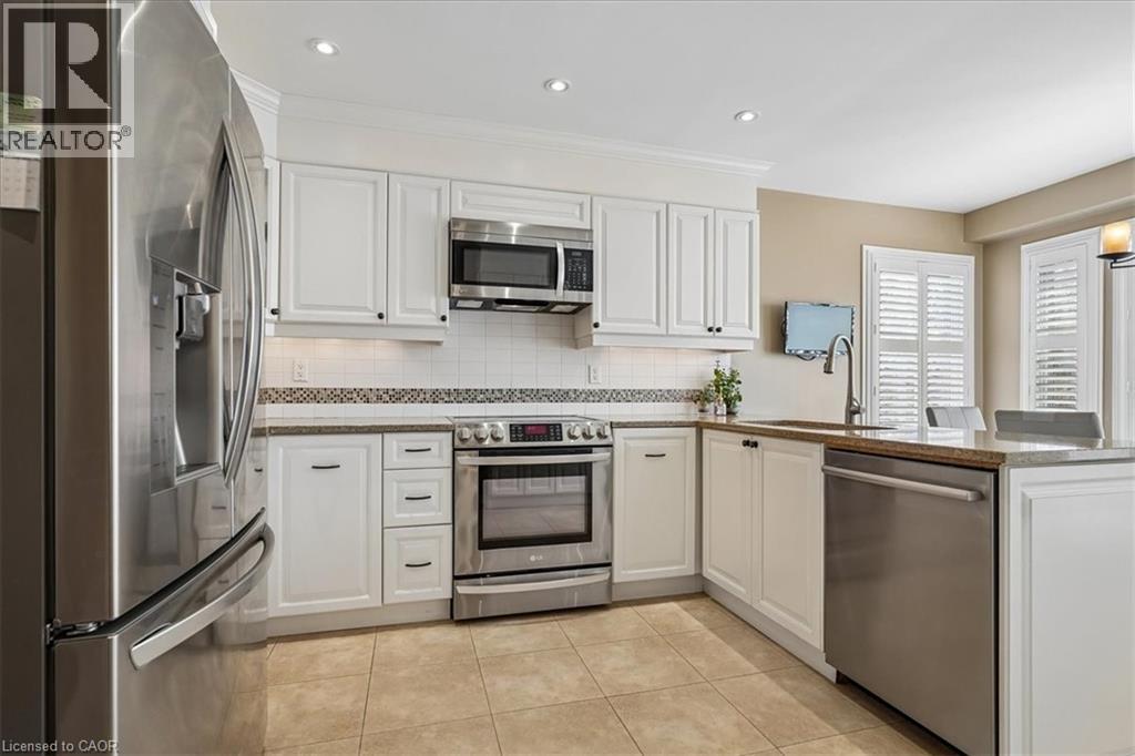 3150 TRAILWOOD Drive, Burlington, Ontario, L7M2Z8 — Photo 10