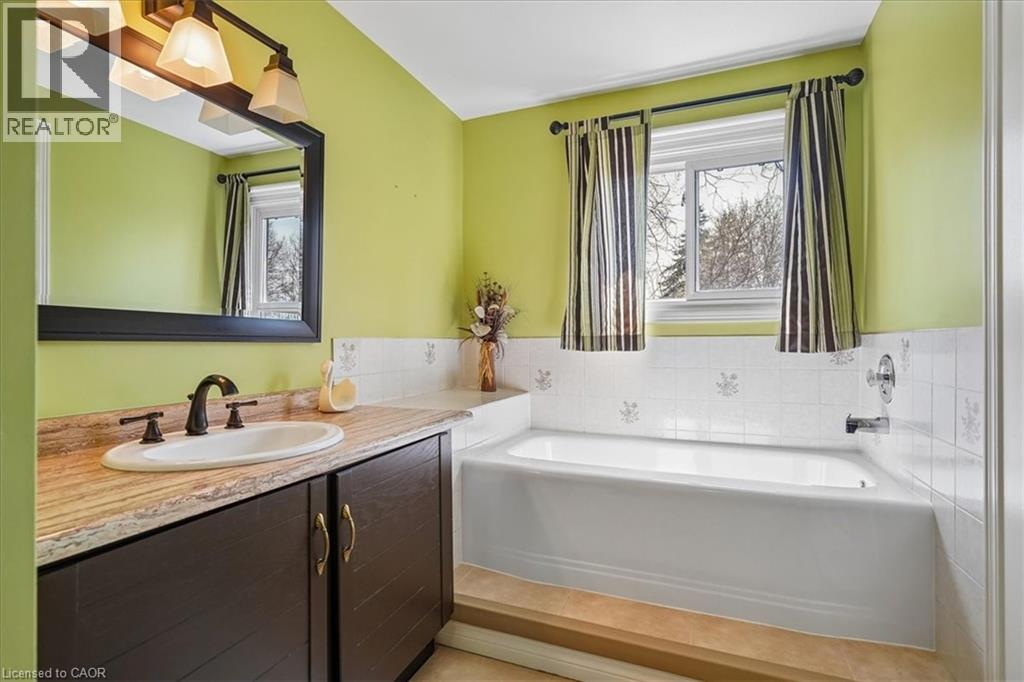 3150 TRAILWOOD Drive, Burlington, Ontario, L7M2Z8 — Photo 28