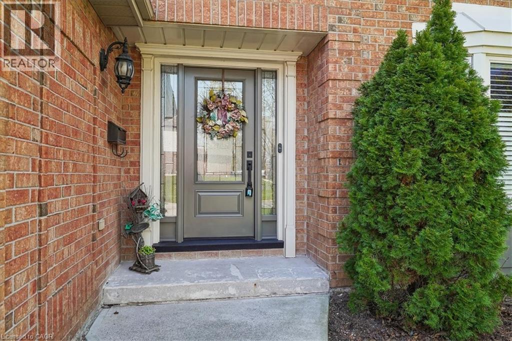 3150 TRAILWOOD Drive, Burlington, Ontario, L7M2Z8 — Photo 4