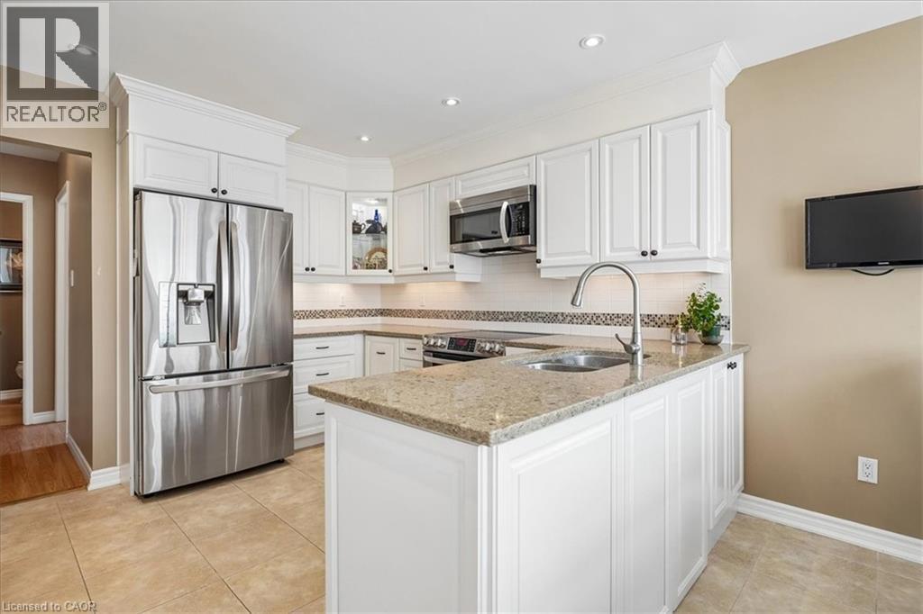 3150 TRAILWOOD Drive, Burlington, Ontario, L7M2Z8 — Photo 9