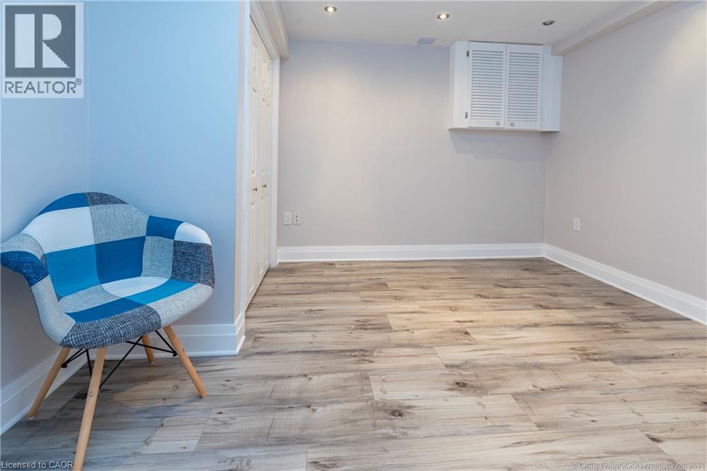 255 YORK Road Unit# LOWER, Dundas, Ontario, L9H1N1 — Photo 19