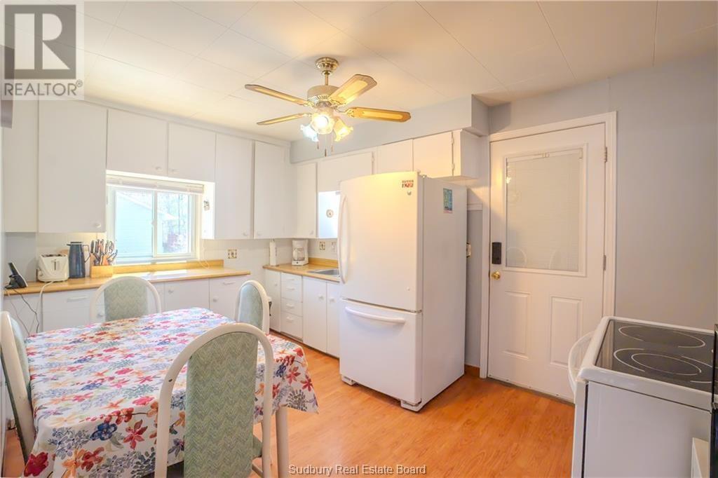 87 Manor Road, Sudbury, Ontario, P3B3K9 — Photo 3