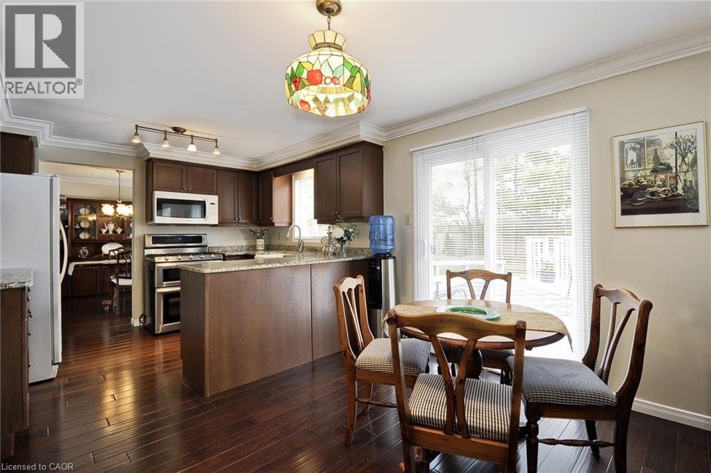 18 DEVIL'S CREEK Drive, Cambridge, Ontario, N1S2Y2 — Photo 5