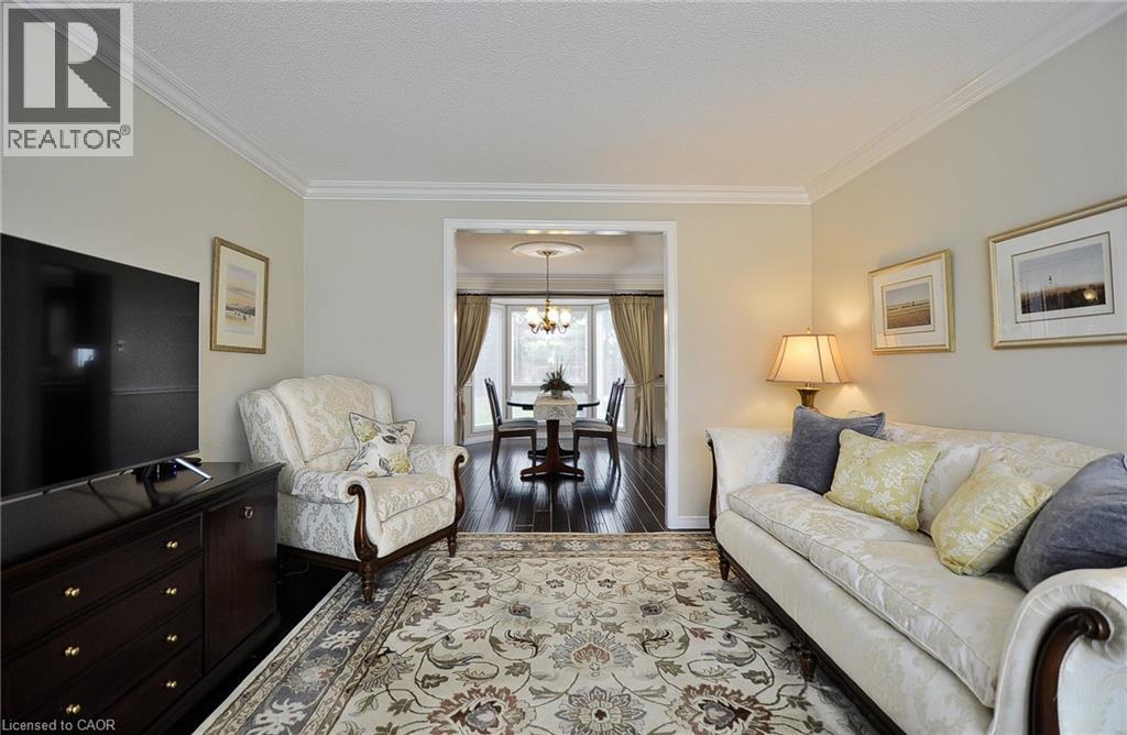 18 DEVIL'S CREEK Drive, Cambridge, Ontario, N1S2Y2 — Photo 7