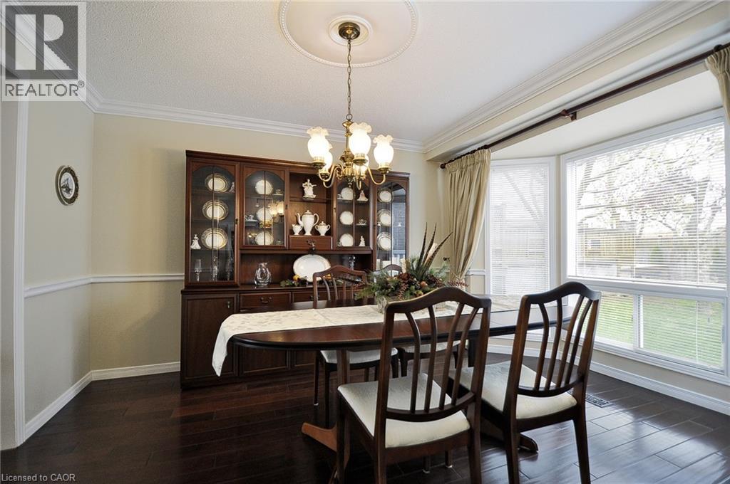 18 DEVIL'S CREEK Drive, Cambridge, Ontario, N1S2Y2 — Photo 9