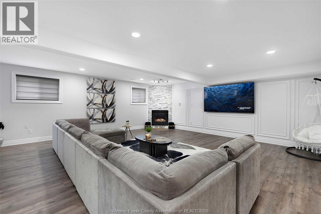 4596 FONTANA AVENUE, Windsor, Ontario, N9G3C8 — Photo 32