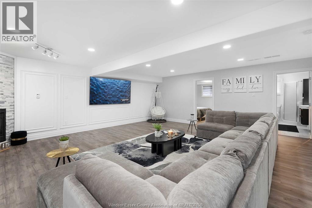 4596 FONTANA AVENUE, Windsor, Ontario, N9G3C8 — Photo 35