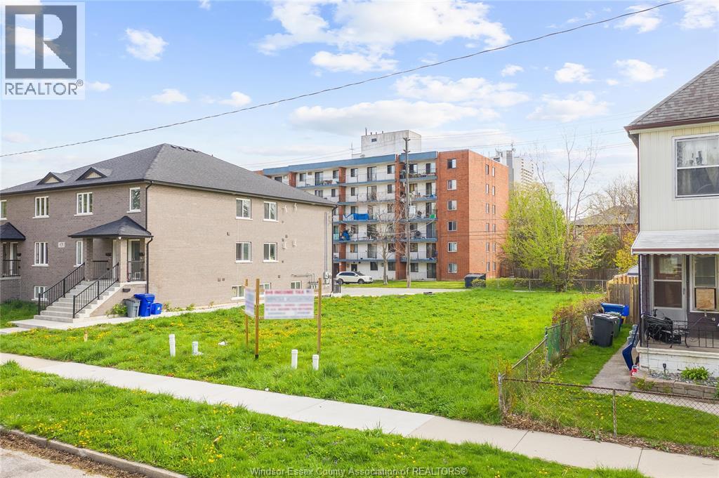 484-488 JANETTE, Windsor, Ontario, N9A4Z5 — Photo 5