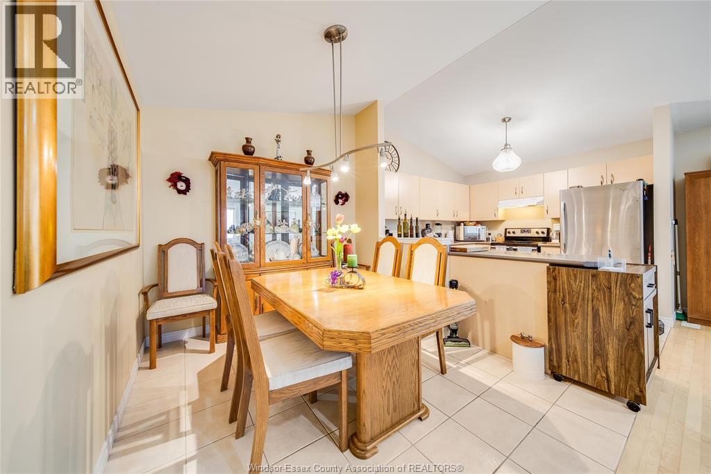 1739 CASTLETON AVENUE, Windsor, Ontario, N8P1P5 — Photo 12