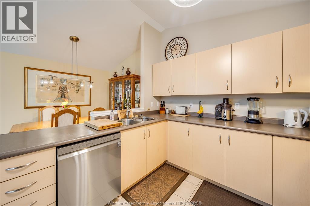 1739 CASTLETON AVENUE, Windsor, Ontario, N8P1P5 — Photo 18