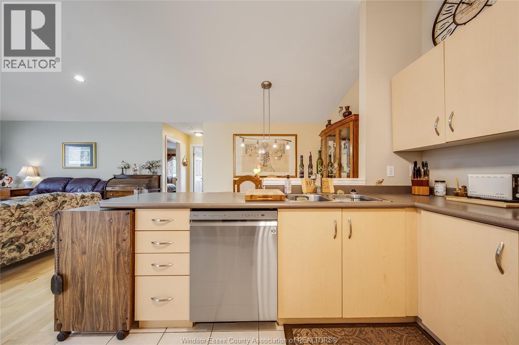 1739 CASTLETON AVENUE, Windsor, Ontario, N8P1P5 — Photo 19