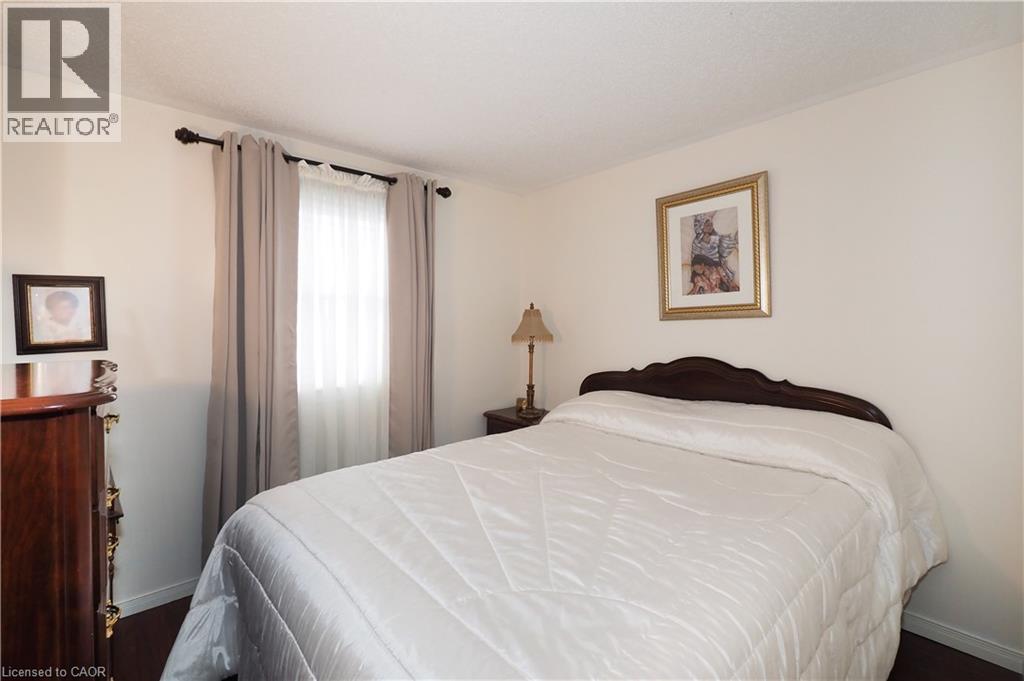 89 LYNNHAVEN Court, Kitchener, Ontario, N2M5L8 — Photo 19