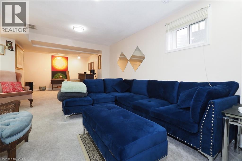 89 LYNNHAVEN Court, Kitchener, Ontario, N2M5L8 — Photo 24